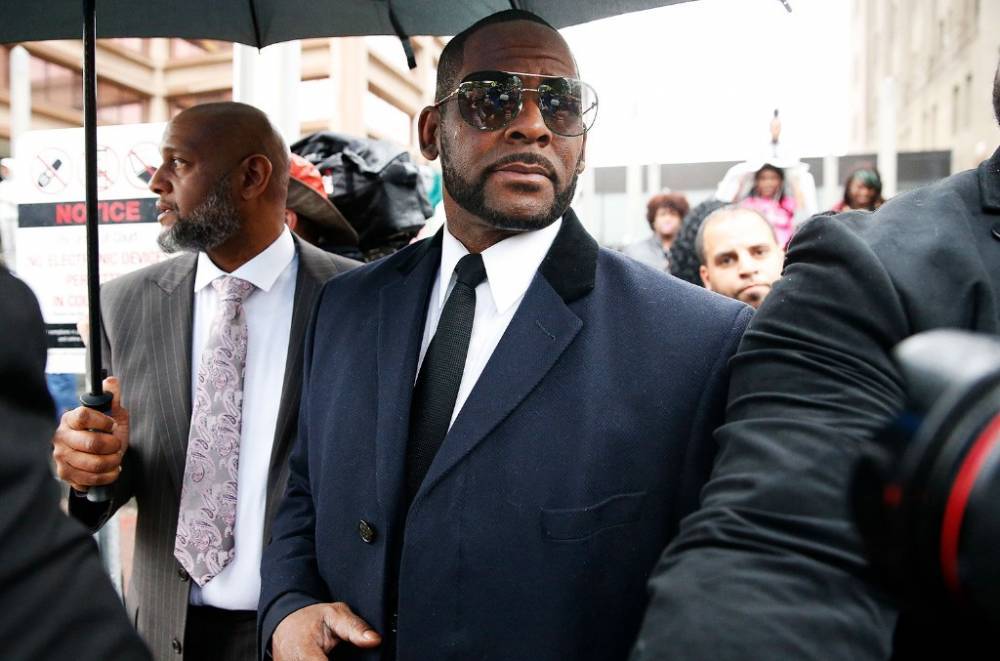 R. Kelly Denies He's a Flight Risk, Saying He Owes $2 Million to the IRS - billboard.com - city Chicago