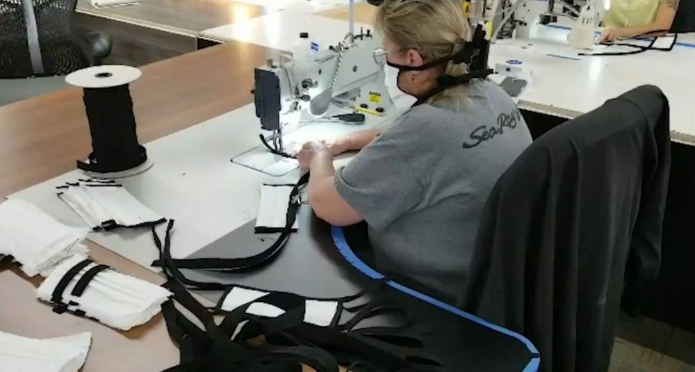 Boat manufacturing employees make coronavirus masks to help fight pandemic - clickorlando.com - state Florida - county Island - city Boston - county Ray