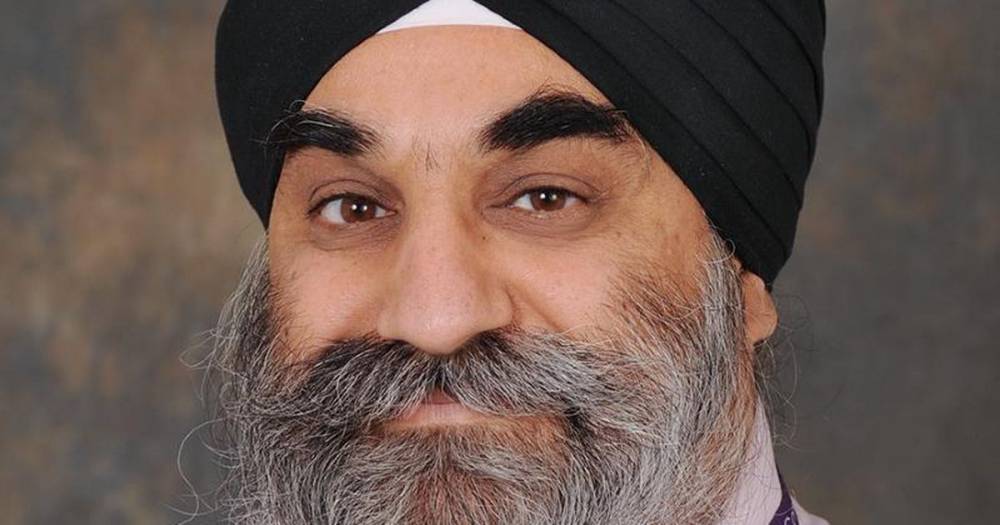 UK's first Sikh A&E consultant dies after contracting coronavirus - manchestereveningnews.co.uk - Britain - county Lincoln