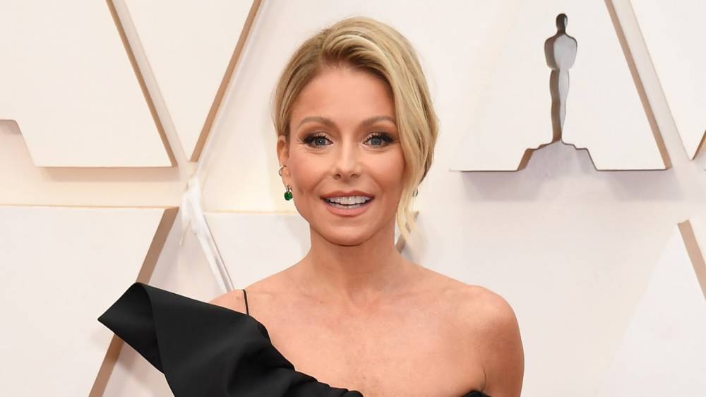 Kelly Ripa - Kelly Ripa admits she's using daughter's self-tanner for 'Live' show during quarantine - foxnews.com