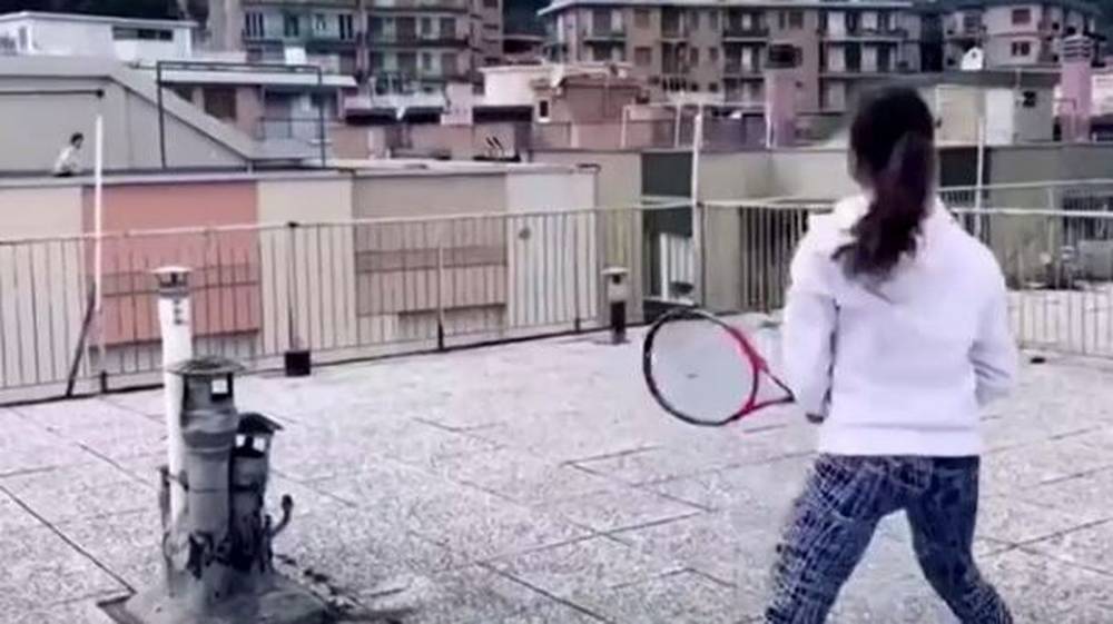 Italian girls take game up a level with rooftop tennis - rte.ie - Italy