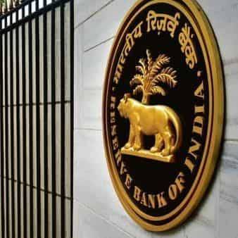RBI sweetens TLTRO norms for banks with priority sector status - livemint.com - India - city Mumbai