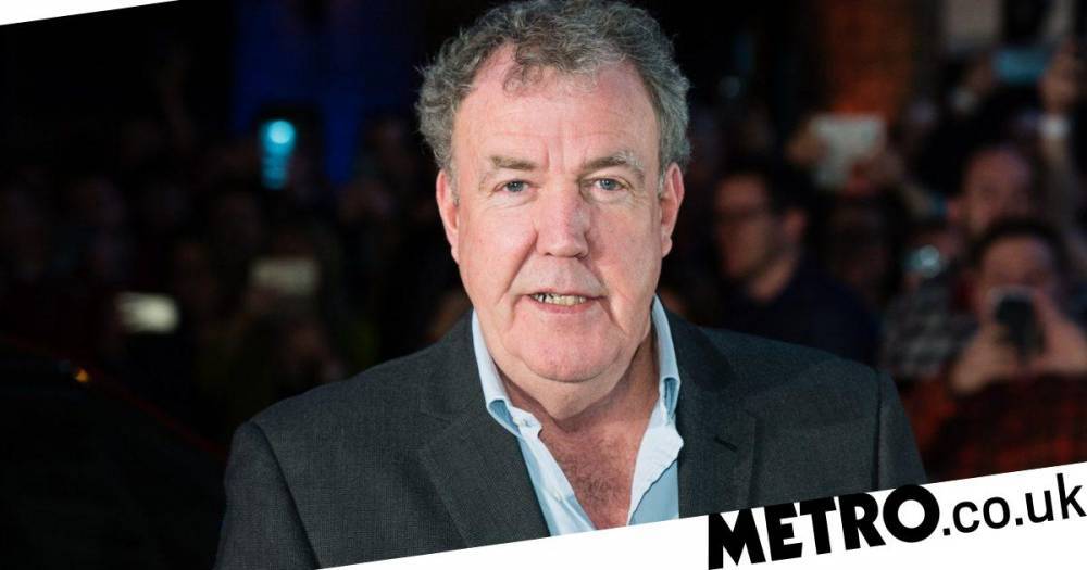 Jeremy Clarkson - Jeremy Clarkson jokes about ‘desperate times’ as he cracks open wine in swanky car - metro.co.uk