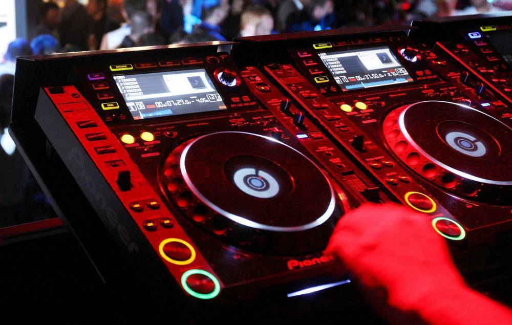 Mixcloud launch new platform allowing DJs to monetise livestreams - nme.com