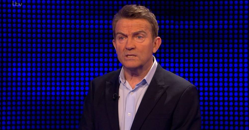 Bradley Walsh - Bradley Walsh loses it over rude answer on The Chase as fans cry with laughter - mirror.co.uk