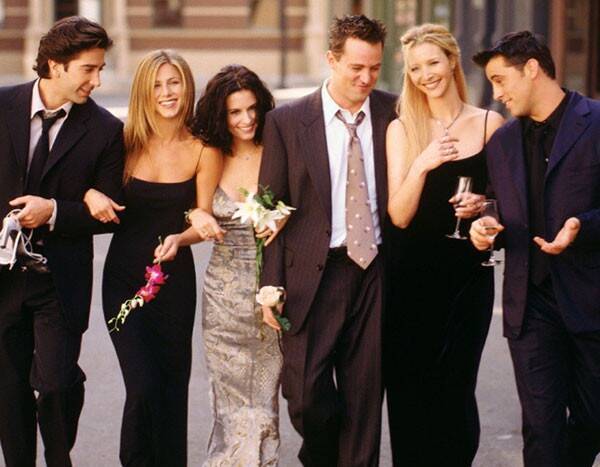 Jennifer Aniston - Matthew Perry - David Schwimmer - Matt Leblanc - Lisa Kudrow - Friends Cast Comes Together to Offer Fans a Dream Reunion Opportunity - eonline.com - Reunion