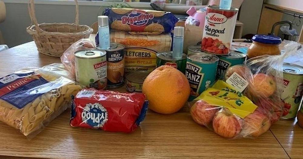 Inside the government's weekly food parcels being sent to the most vulnerable - mirror.co.uk - Britain - city Manchester