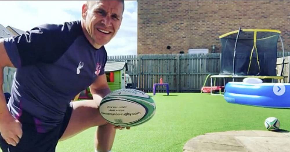 Joe Wicks - Wayne Godwin inspiring young players from his garden as rugby league's lockdown Joe Wicks - mirror.co.uk