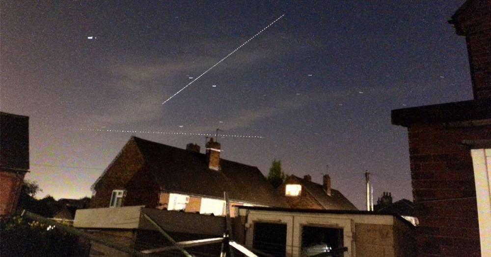 Elon Musk - James Smith - Lyrid meteor shower and Starlink satellite sightings leave stargazers in awe - mirror.co.uk