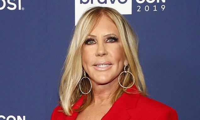 Gavin Newson - Vicki Gunvalson - RHOC's Vicki Gunvalson comes under fire for writing 'we need hairdressers to reopen' - dailymail.co.uk - state California - county Orange