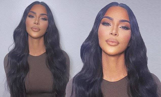 Kim Kardashian - Kim Kardashian posts a selfie and says she 'misses glam' as she hits up her hair and makeup team - dailymail.co.uk