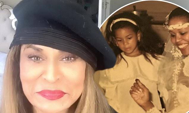 Tina Knowles - Tina Knowles mourns the loss of her nurse friend Sheila Campbell - dailymail.co.uk