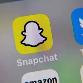 Snapchat user base hits 229 million, shares up 20% - livemint.com - San Francisco
