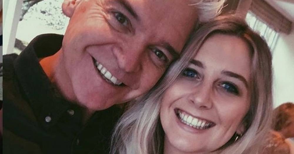 Holly Willoughby - Stephanie Lowe - Phillip Schofield's daughters remain silent after he moves out of family home - mirror.co.uk
