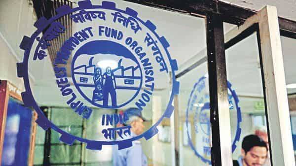 EPFO settles 10.02 lakh claims including 6.06 lakh COVID-19 cases in 15 days - livemint.com - city New Delhi