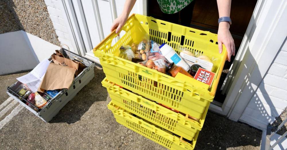 Ian Murray - Vulnerable shoppers forced to 'wait until 3am' for online supermarket delivery slots - mirror.co.uk - Britain