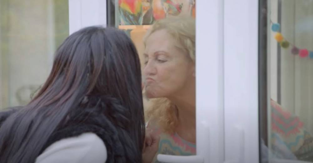 Katie Price - Katie Price films heartbreaking moment she’s forced to say goodbye to sick mum through window due to coronavirus crisis - thesun.co.uk