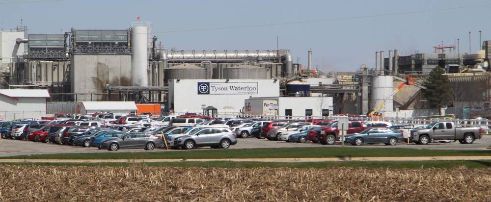Tyson Foods idles its largest pork plant after Iowa outbreak - clickorlando.com - state Iowa - city Waterloo, state Iowa