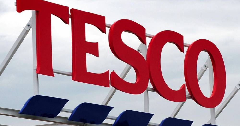 Dave Lewis - Coronavirus: Tesco workers to be tested for COVID-19 after talks with Government - dailyrecord.co.uk - Britain
