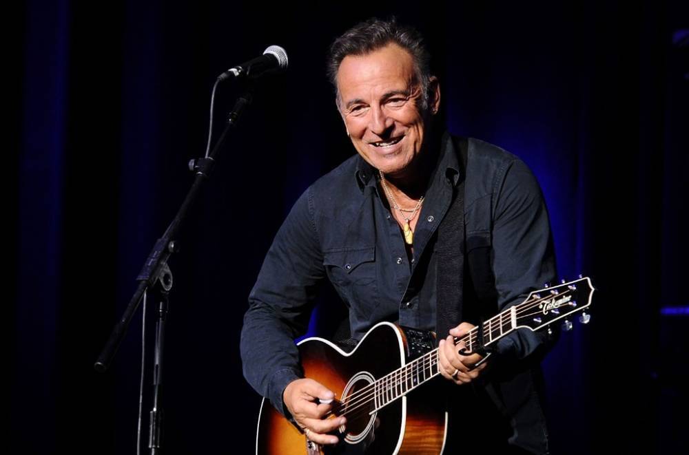 Bruce Springsteen Kicks Off Jersey 4 Jersey Benefit Show With 'Land of Hope & Dreams' - billboard.com - county Garden - state New Jersey - Jersey