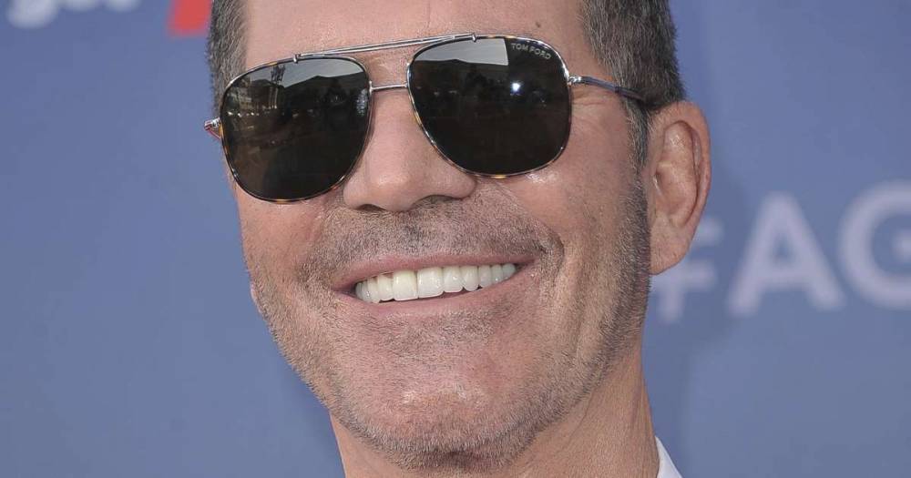 Simon Cowell - Richard Branson - Duncan Bannatyne - Simon Cowell calls for stars like Victoria Beckham to pay staff and not use taxpayer cash - msn.com - Victoria, county Beckham - city Victoria, county Beckham - county Beckham