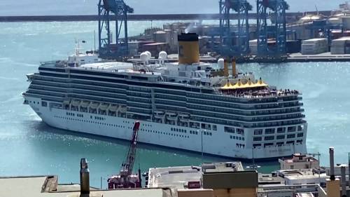 Coronavirus outbreak: Cruise ship passengers disembark after 15 weeks at sea - globalnews.ca - Italy - city Genoa, Italy