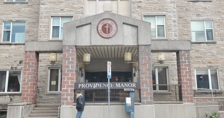 Public Health - Kieran Moore - Providence Manor resident tests negative twice for coronavirus after initial positive test - globalnews.ca