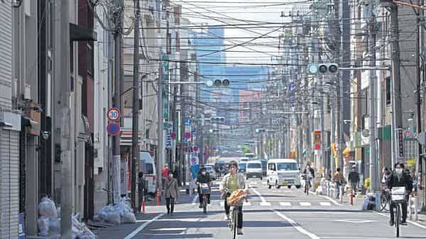 How mega city lockdowns lead to losses - livemint.com - Japan - city Tokyo