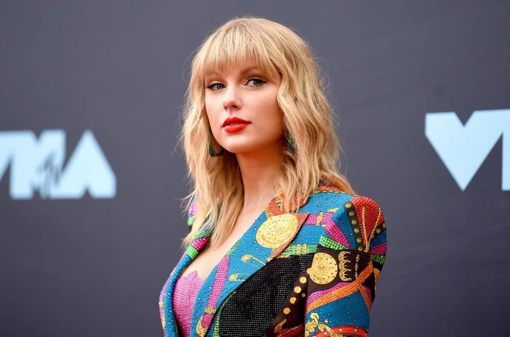 Taylor Swift - Taylor Swift Calls Unapproved New Live Album 'Shameless Greed in the Time of Coronavirus' - billboard.com
