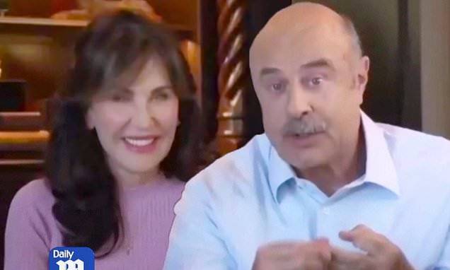 Phil Macgraw - Dr. Phil and Robin McGraw get creative working from home while making the most out of quarantine - dailymail.co.uk - Los Angeles