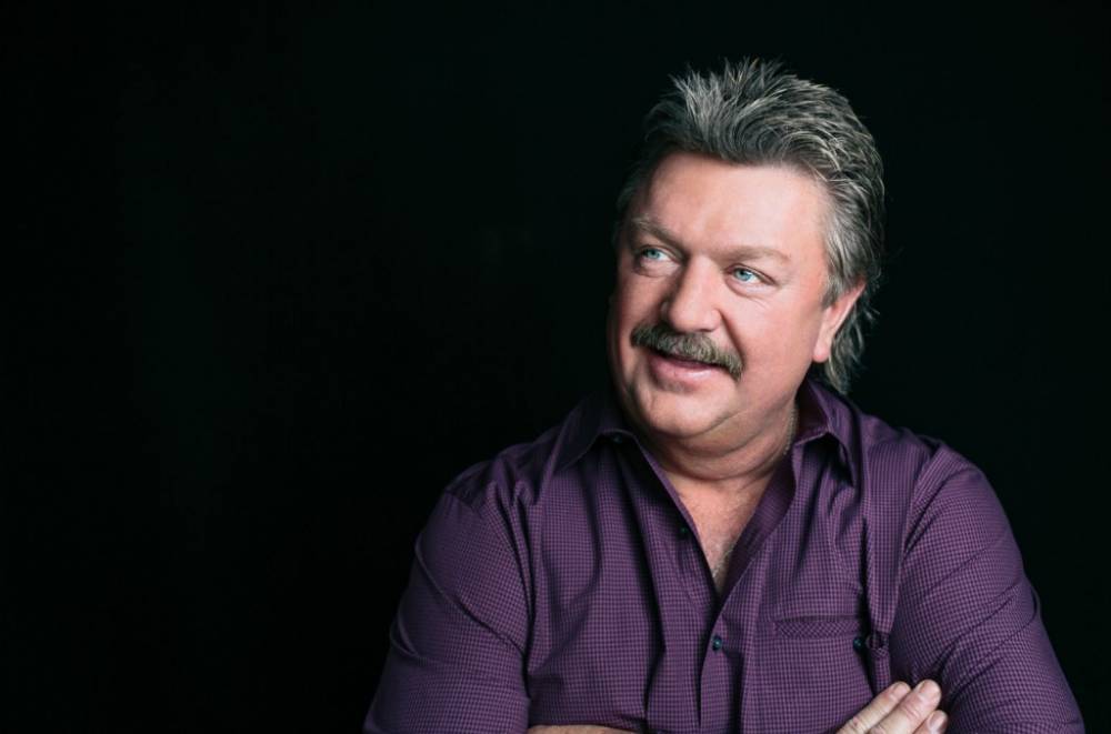 Joe Diffie - Joe Diffie’s COVID-19 Death Twisted by Conspiracy Theorists - billboard.com - state Tennessee - city Nashville, state Tennessee