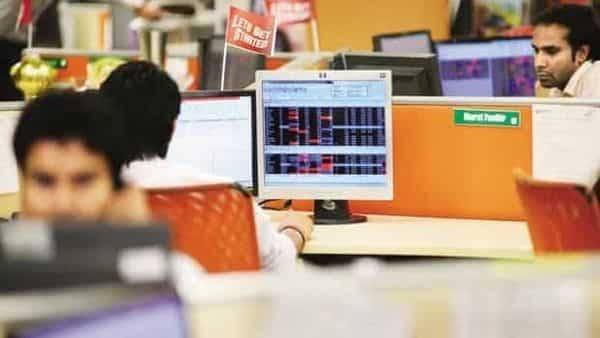 Market LIVE: Heavy sell-off likely on D-Street; SGX Nifty suggests weak start - livemint.com - China - Usa