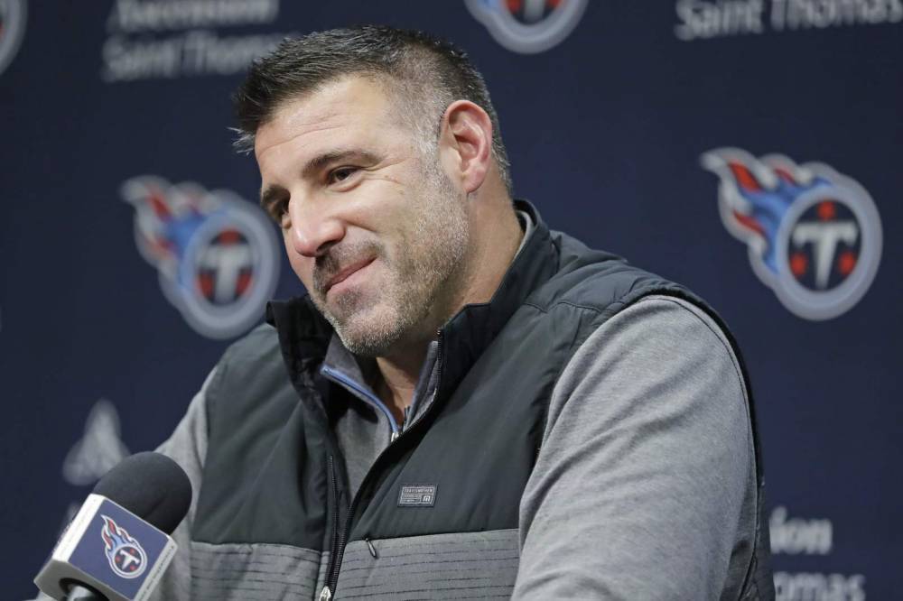 Mike Vrabel - Teens give Titans coach unique backdrop during NFL draft - clickorlando.com - state Tennessee - city Nashville, state Tennessee
