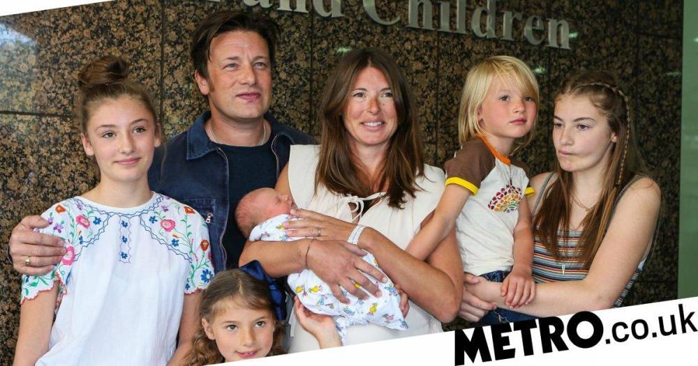 Jamie Oliver - Jools Oliver - Jamie Oliver’s wife Jools wants a sixth baby and to keep going until she can’t - metro.co.uk