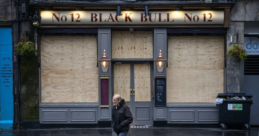 Pubs and building sites 'need to open ASAP' to stop billion pound black hole in Scots economy - dailyrecord.co.uk - Scotland