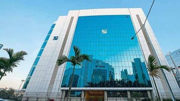 Franklin Templeton - Amfi in damage control mode after Franklin shuts funds - livemint.com - India - city Mumbai