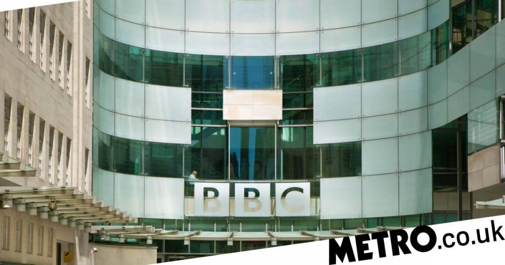 BBC Radio 4 presenter Richard Sanders dies from coronavirus aged 62 - metro.co.uk - city Sander - county Smith - Charlotte, county Smith