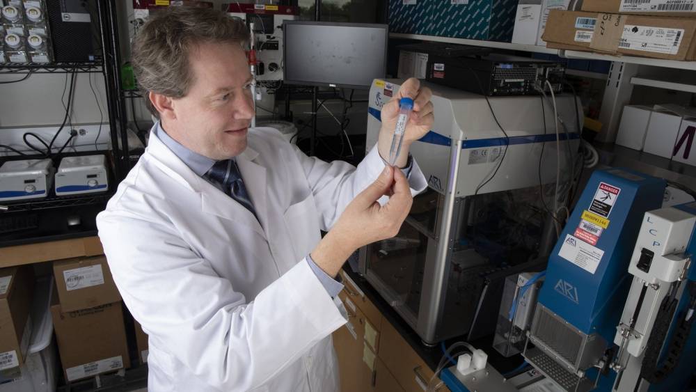 Irish scientist in US search for Covid-19 vaccine - rte.ie - Usa - Ireland - Washington