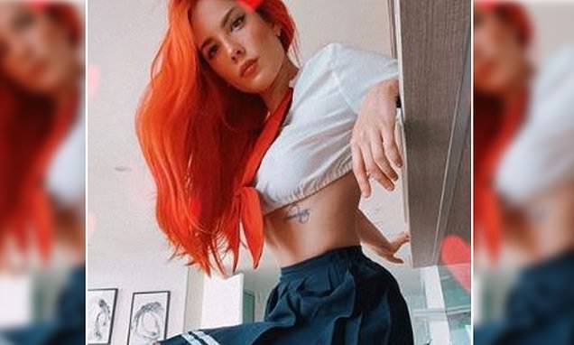 Bruce Springsteen - Halsey flaunts taut midriff in sexy schoolgirl outfit amid rumors of romantic reunion with Yungblud - dailymail.co.uk - state New Jersey - Jersey