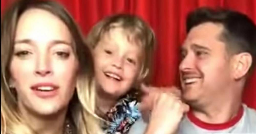 Michael Buble - Luisana Lopilato - Michael Buble returns to Instagram in son Noah's first appearance since beating cancer - mirror.co.uk