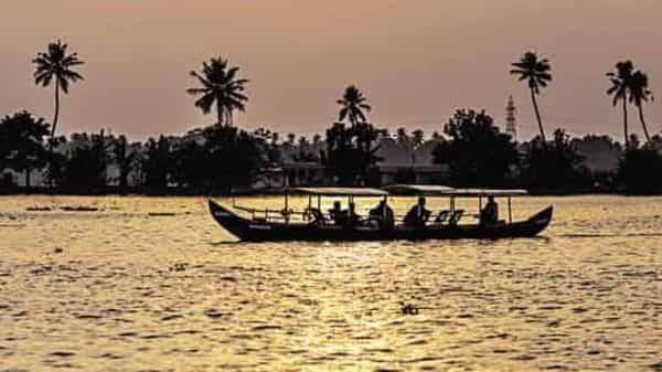 Covid-19: Over 1.6 lakh Kerala expats register to return home - livemint.com - India - Bahrain - Saudi Arabia - Uae - county Gulf