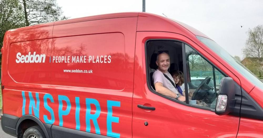 Building firm turns work vans into delivery trucks to help foodbank - manchestereveningnews.co.uk