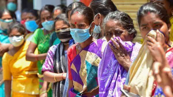 India sees deadliest 24 hours as Covid-19 death toll rises to 886: 10 things to know - livemint.com - city New Delhi - India