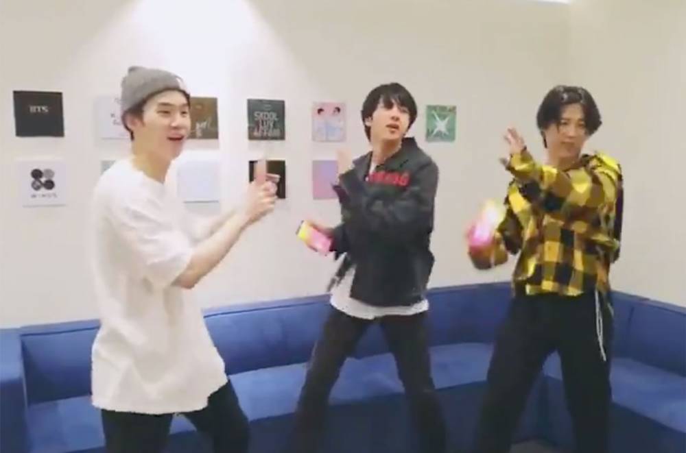 This Video of BTS Dancing to Daddy Yankee's 'Con Calma' Is Exactly What We Needed - billboard.com - North Korea