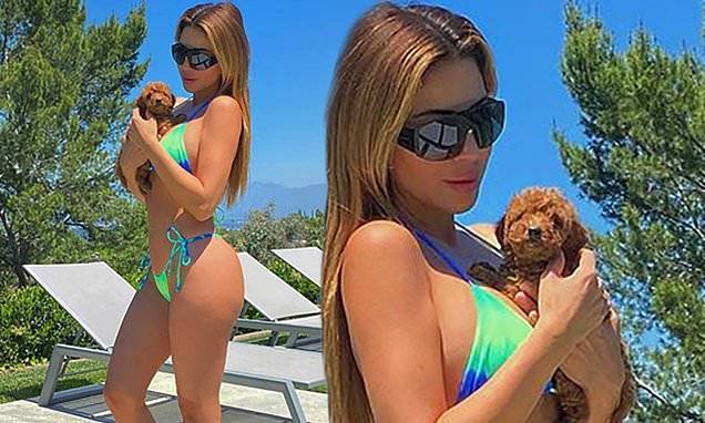 Kim Kardashian - Larsa Pippen - Larsa Pippen, 45, wears a bikini to pose with her pet pooch at home in LA - dailymail.co.uk - Los Angeles - city Los Angeles