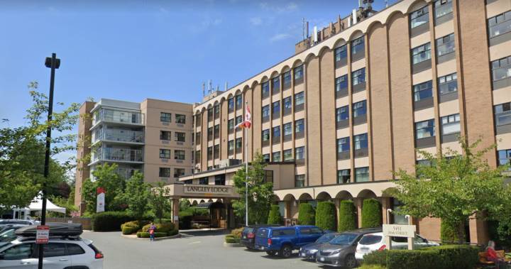 Fraser Health - COVID-19 outbreak over at Langley Lodge, 2 new cases emerge at other long-term care homes - globalnews.ca
