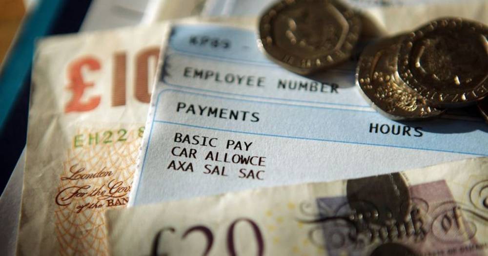 What furloughed workers need to look out for on their next payslip - dailyrecord.co.uk