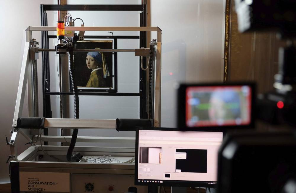 Hi-tech scans get under skin of 'Girl with a Pearl Earring' - clickorlando.com - Netherlands - city Hague