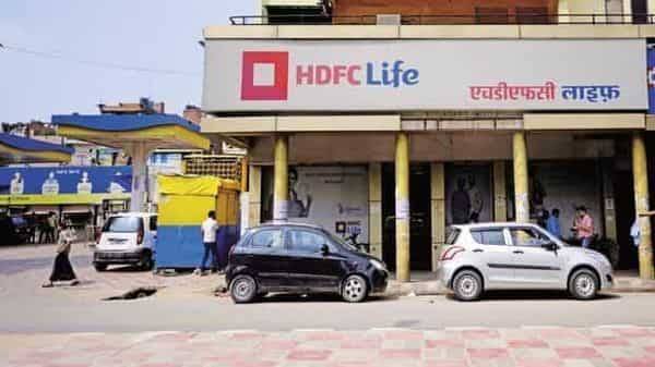 HDFC Life Insurance slips 3% post Q4 earnings - livemint.com - city Mumbai