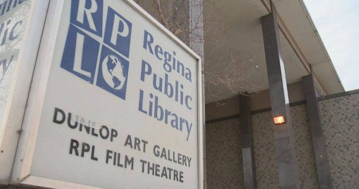 Regina Public Library extends free Wi-Fi outdoors after COVID-19 temporarily shut its doors - globalnews.ca